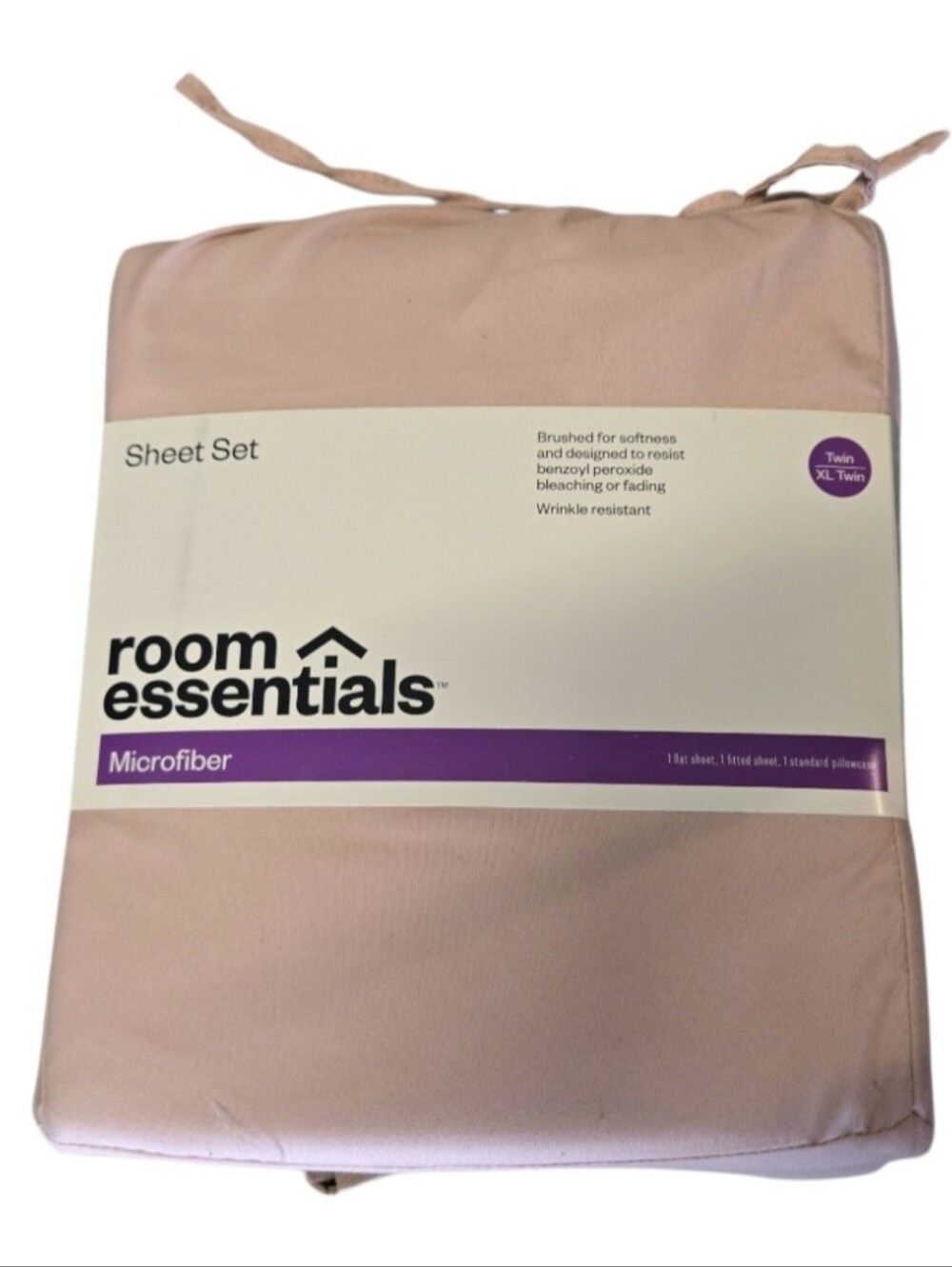 Room Essentials Twin/ XLT Bed Sheet Set, in Pink Metal, NWT!